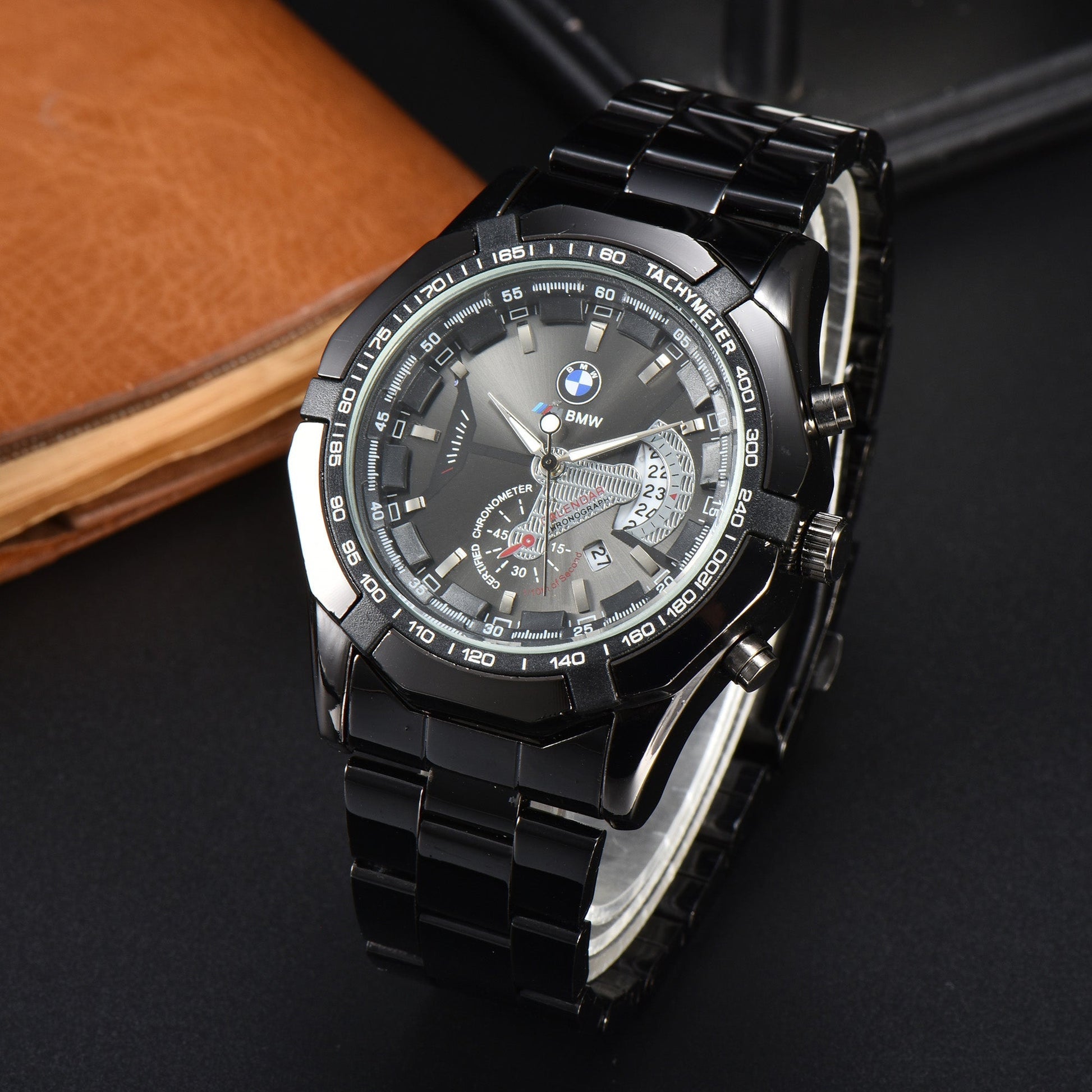 Montre Série 3 — Chronographe Sportif en Acier