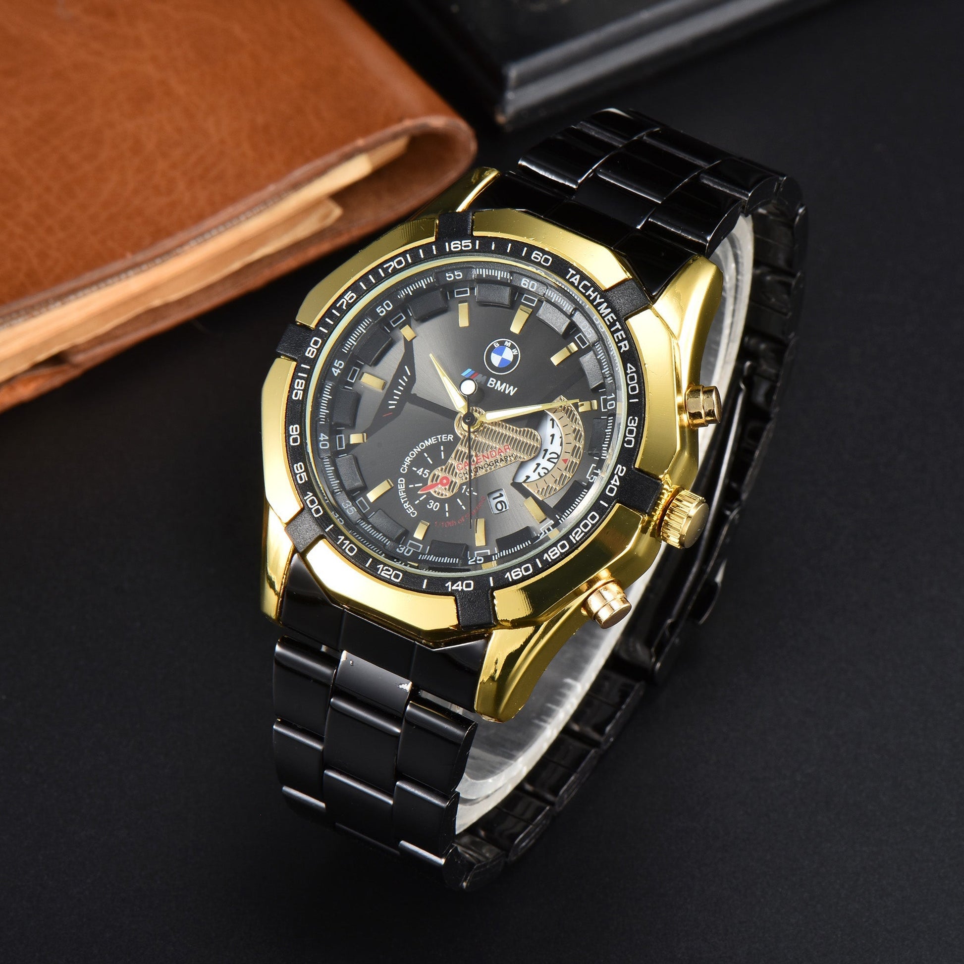 Montre Série 3 — Chronographe Sportif en Acier