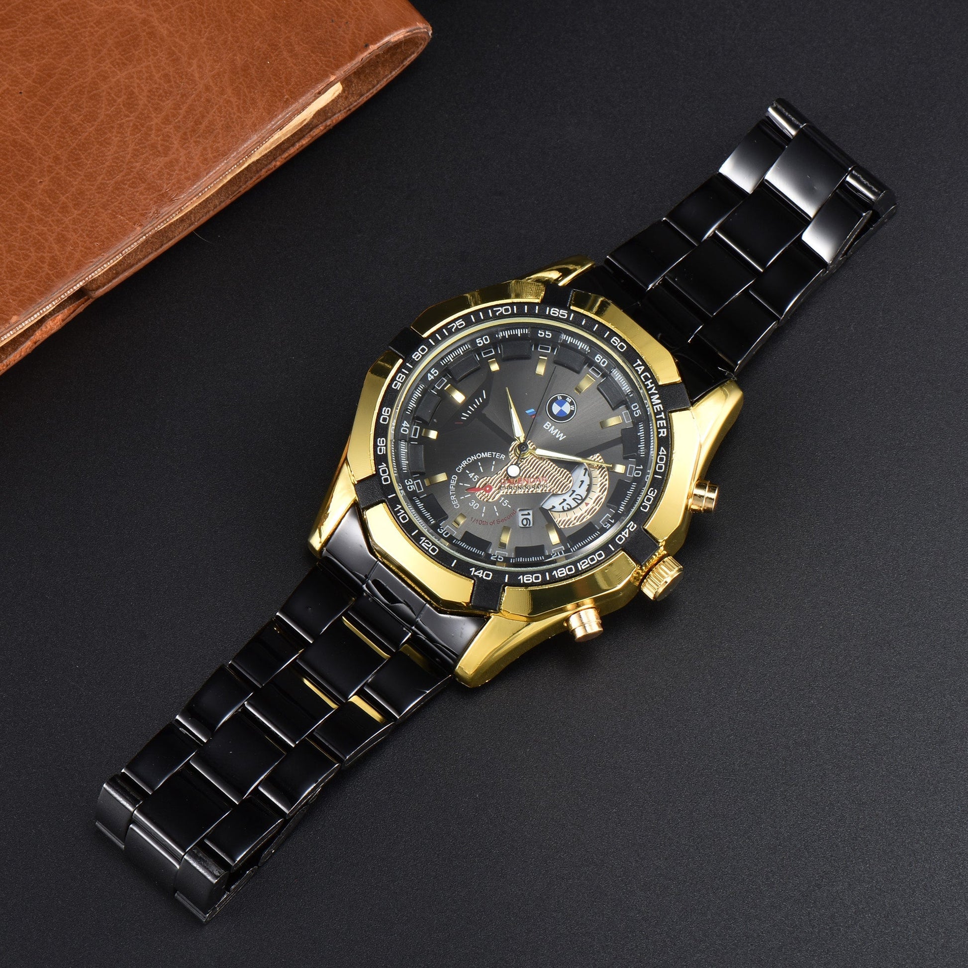 Montre Série 3 — Chronographe Sportif en Acier